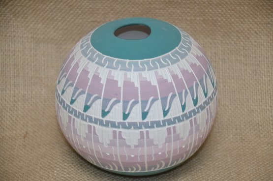 (#47) Western Native American Navajo Aztec Pottery Round Bud Vase 5'H