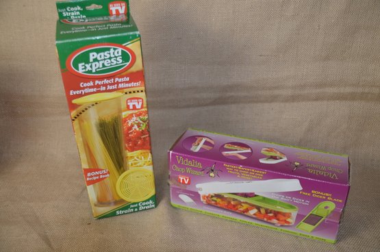 (#121) NEW In Box Pasta Express Cook, Strain, Drain ~ Vidalia Chop Wizard NEW In Box