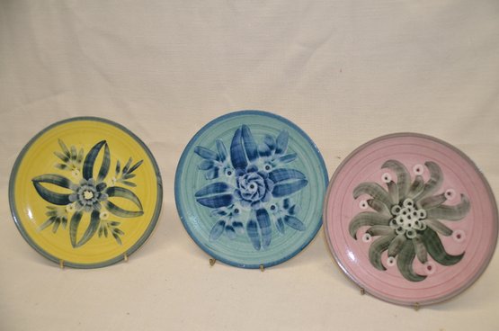353) Vintage Hand Painted Pottery Ceramic 7.75' Plates Set Of 3