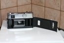 (#232) Vintage Yashica IC Japan Camera CRS 51273 Serial 8100T09 With Case - Not Tested