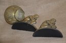 (#13) Brass Asian Vase And BookEnds Thinker