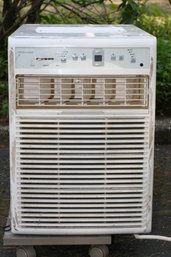 (242) Working Frigidaire Air Conditioner Model FFRS 1022R10 SN# KK5061212653