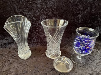 (#143) Glass Swirl Design 8' Vases ~ Covered Pedestal Candy Dish Lot Of 3