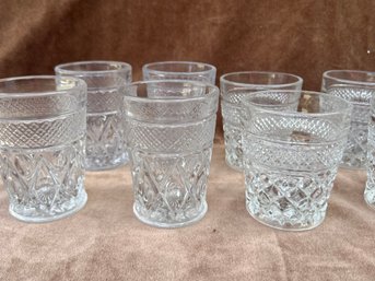(#199) Clear Glass Cut Design Drink Glasses 11 Of Them