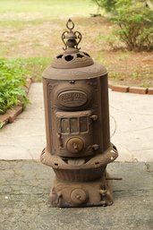 (315)  Antique Pot Belly Wood Burning Stove  Park Oak BuckWalter Stove Co. PA Cast Iron?
