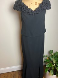 (#120LS) Mieka Black Gown Size 10