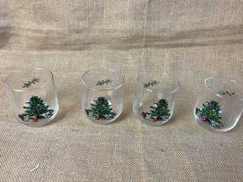 (#90) Set Of 4 Christmas Drinking Glasses
