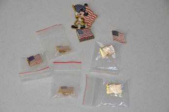 (#402) American Flag Pins ~ Disney Mickey Mouse American Flag Pin