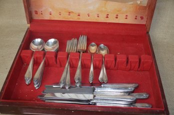 (#15) Silver-Plate Flatware Dinner Set With Storage Box - Quantity See Detail