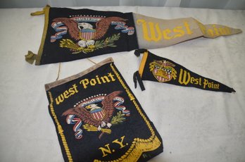 (#106) Vintage West Point College School Pennant Banner And Flags
