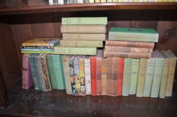 122) Vintage 40 Variety Of Adult Books Hardcover And Paperback