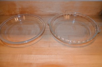 (#166) Pyrex Glass Pie Dishes (2 Of Them) 9.5'