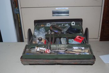 (#314) Vintage Tool Box Full Of Tools