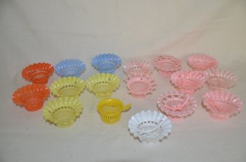 144) Vintage Plastic Birthday Party Favor Baskets