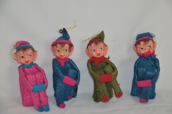 (#17) Vintage Elf On Shelf Ornaments Colorful 11'Long (6' Folded)