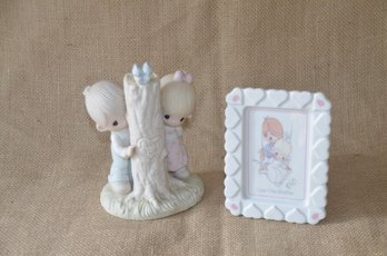 (#85) Precious Moments I LOVE YOU Figurine ~ LOVE YOU Picture Frame 3x5