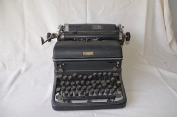 11) Antique Royal Typewriter