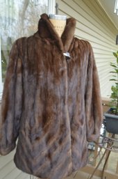 Brown Mink Swivel Wave Bottom Design Jacket By Superior Furs Manhasset, NY Large Approx. 33'