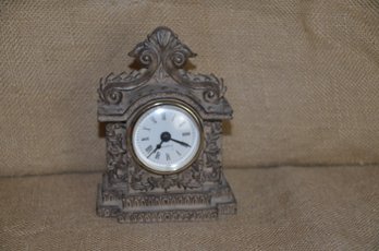 (#53) Trinket Mantle Quartz Clock