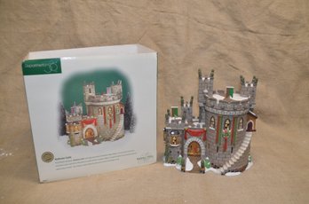 (#73) Department 56 HEATHMOOR CASTLE 1999 Limited To Year Of Production Dickens Village