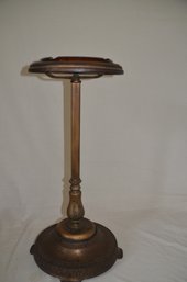 27) Vintage Floor Standing Brass Ashtray With Amber Glass Ashtray 23'H