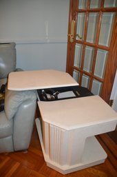 Lane End Table With Top Raises