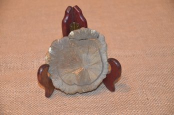 (#89) Fossil On Stand (top Piece Broke)