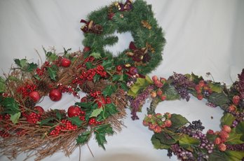 (#36) Holiday Christmas Wreath 15' And 20'