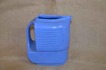 (#13) Vintage Hall China WESTINGHOUSE 8' Blue Pitcher Made In USA (minor Chip)