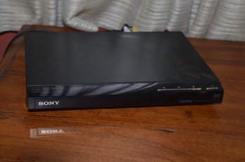 Sony CD/DVD Player DVR SR510H January 2015 Serial 3161606