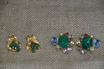 (118) Alice Caviness Clip Earrings Green Gem Center Stone Multi Color ~ Gold Tone Green Gem Pearl Clip Earring
