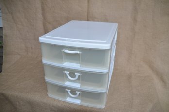 (#85) Plastic 3 Drawer Storage 14x10x11