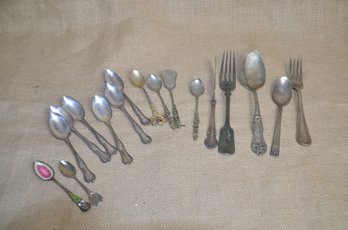 (#65) Vintage SILVER PLATE Spoons And Forks Lot Of 17