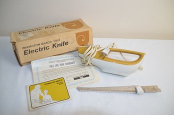 (#88) Vintage Hamilton Beach Electric Knife In Original Box - Works