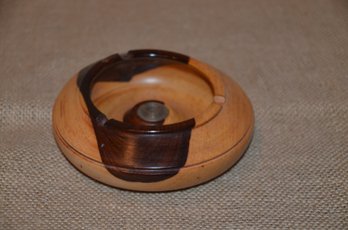 (#104) Vintage Wooden Ash Tray With Center Coin 5.5'