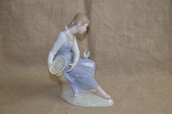 204) Porcelain Figurine Made In Spain Girl With Dove On Lap 9'H