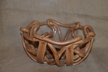(#86) Pottery Ceramic Hand Crafted Bread Basket 10'