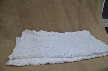(#85) Vintage White Cotton Crochet Lace Tablecloth Approx 59x114