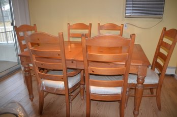 Kitchen Dining Table And 6 Chairs ~ 2 Arm Chairs ~ 4 Armless ~ 2 Extra Leafs ~ See Details On Condition