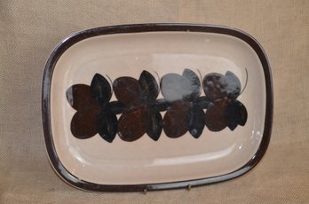 141) Arabia Finland Ruija Serving Platter 13.5' Fruit Leaves Ceramic Pottery China- Has Some Wear