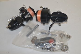 (#2) Pair Of Salt Water Fishing Reels Garcia Mitchell #300 With Extra Parts