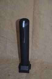 (#122) Brookstone Electric Wine Opener Battery Operated