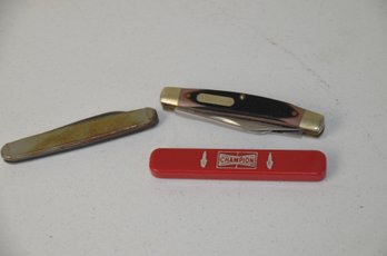 (#405) Pocket Knives Lot Of 3