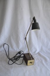 (#50) Vintage Mid Century Tenor Brooklyn Desk Lamp Model #5975