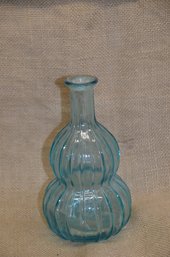 215) Small Blue Ribbed Glass Vase 7'h
