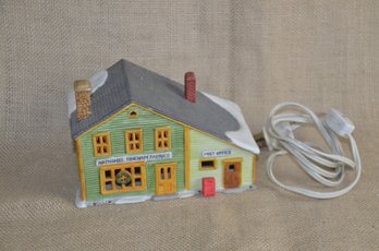 (#61C) 1986 Department 56 New England Lighted Village House 6.5x4