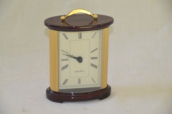 90) Seth Thomas Table Clock Battery Operated ( No Battery To Test )