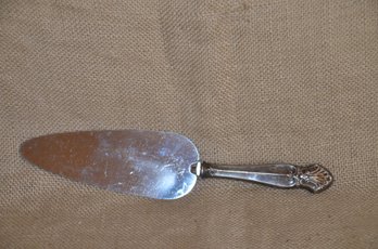 174) Family Sterling Silver Handle Cake Server