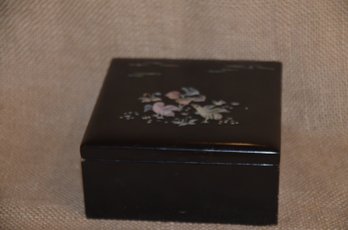 33) Black Wood Trinket Box Pearl Bird Inlay