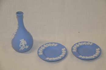 11LS) Wedgwood England Blue Jasperware Assorted Collection: Bud Vase - Pair Of 3.5' Ashtrays